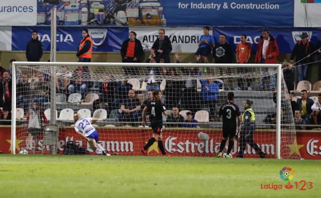 Toquero, durante la acción del gol al Reus (Foto: LaLiga).