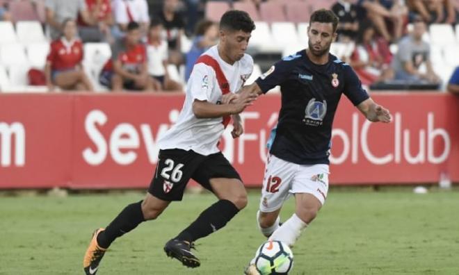 Mena no estará ante el Real Zaragoza (Foto: web Sevilla F.C.).