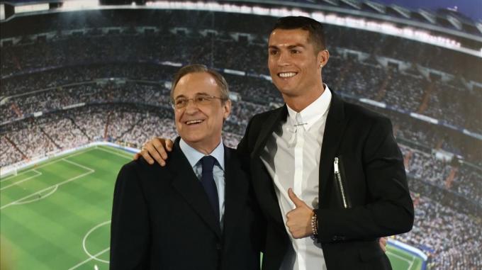 Florentino Pérez y Cristiano Ronaldo, en el Bernabéu.