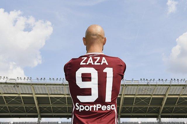Zaza posa como nuevo jugador del Torino