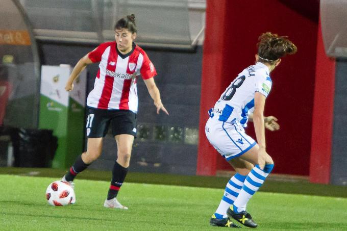 Lucia García, durante un partido con el Athletic (Foto: Athletic Club).