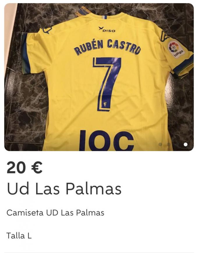Camiseta Palmas con el del Cádiz CF en el Dorsal