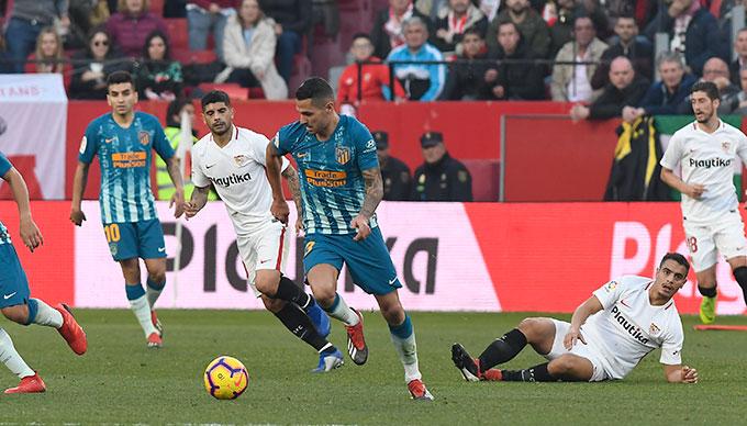 Vitolo, contra el Sevilla (Foto: Kiko Hurtado).