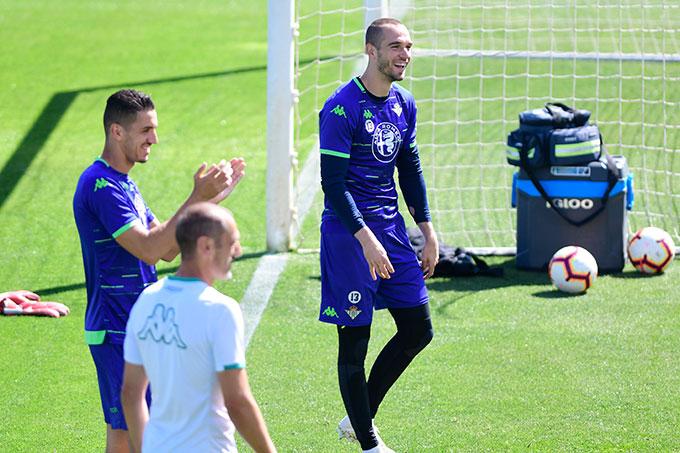Pau López, en un entrenamiento (Foto: Kiko Hurtado).