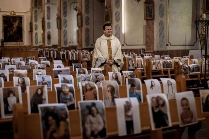Coronavirus:La original propuesta de un cura valenciano para combatir el silencio de su iglesia Coronavirus:La original propuesta de un cura valenciano para combatir el silencio de su iglesia