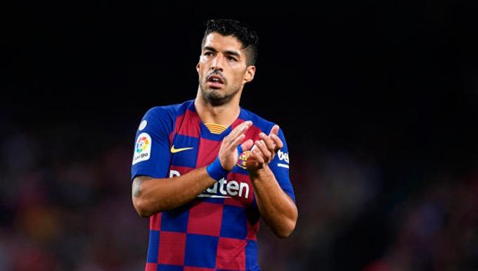 Luis Suárez, que fue ofrecido al Atlético de Madrid, durante un partido del Barcelona (Foto: EFE).