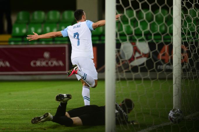 Vuckic celebra uno de sus goles con Eslovenia (Foto: NZS).