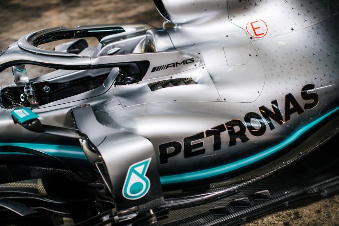 Uno de los dos monoplazas de Mercedes, el de Lewis Hamilton, no se sabe quién lo pilotará en 2021