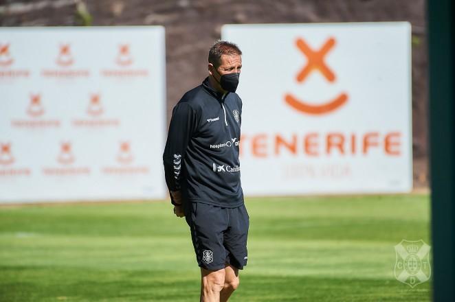 Ramis, en un entrenamiento del Tenerife (Foto: CD Tenerife).