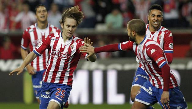 Alen Halilovic celebra un gol con el Sporting de Gijón (Foto: EFE).
