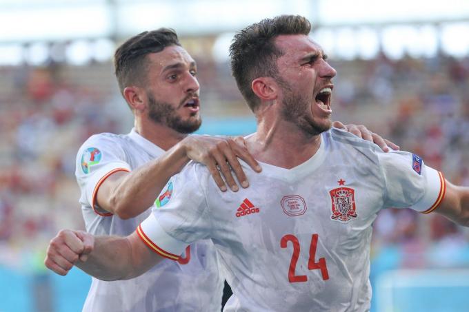 La rabia de Aymeric Laporte tras su gol, pinta a titular de nuevo junto a Unai Simón (Foto: Sefutbol).