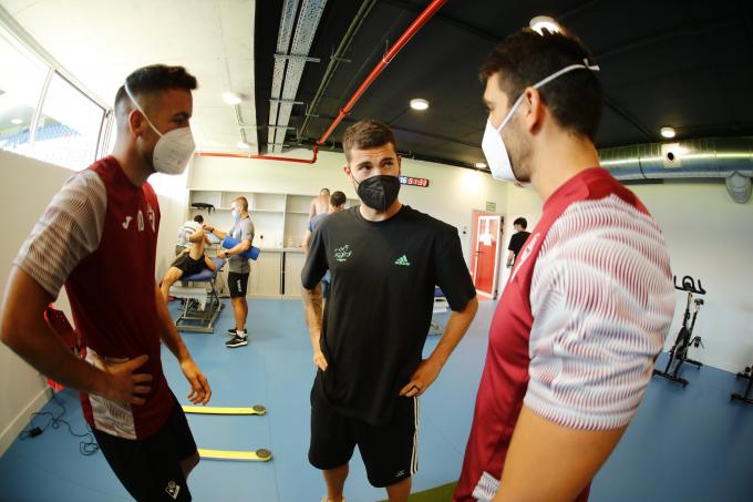 Los jugadores del Eibar pasan las pruebas médicas (Foto: SD Eibar).