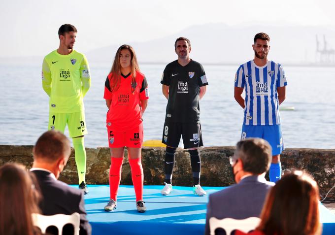 El Málaga y sus de la camiseta de la Champions