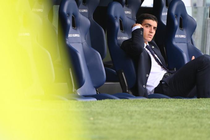 Gonzalo Villar, en el banquillo de la Roma (Foto: Cordon Press).