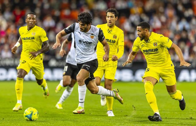 Guedes ante el Villarreal (Foto: Valencia CF)