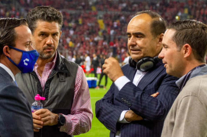 David Medrano junto a Alejandro Irarragorri (Foto: IG).