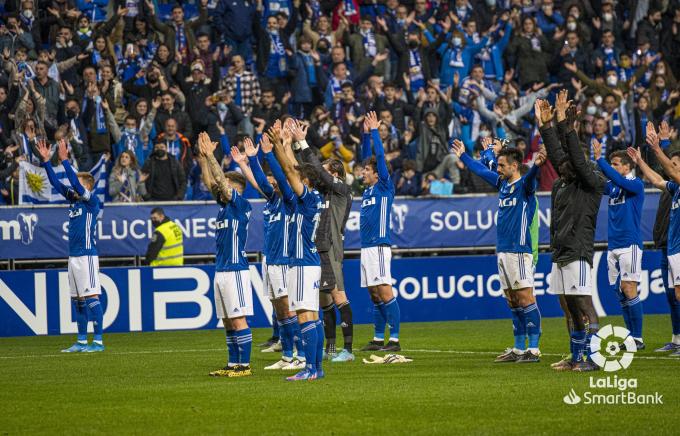 El Real Oviedo da las gracias a la afición en el Carlos Tartiere (Foto: LaLiga).