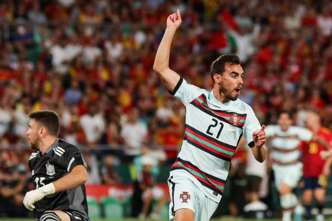Ricardo Horta celebra su gol a España con Portugal (Foto: Cordon Press).