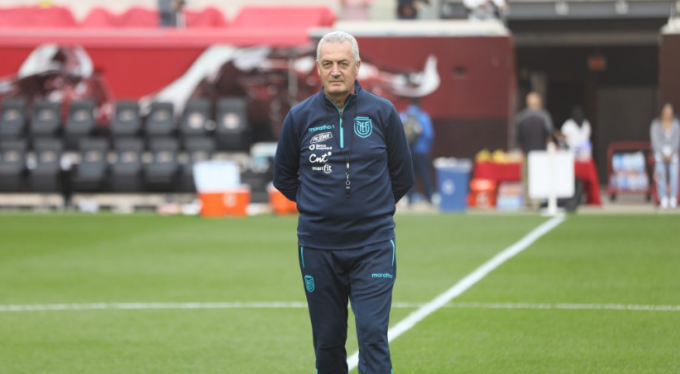 El seleccionador de Ecuador, Gustavo Alfaro (Foto: FEF)