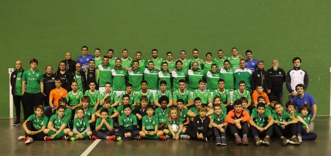 Imagen colectiva del Club Deportivo Elorrietako Fútbol Sala.