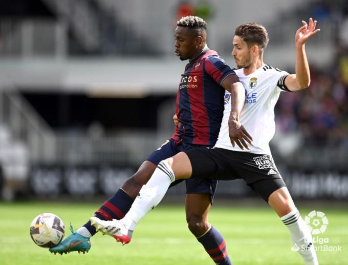 Bouldini ante el Burgos. (Foto: LaLiga)