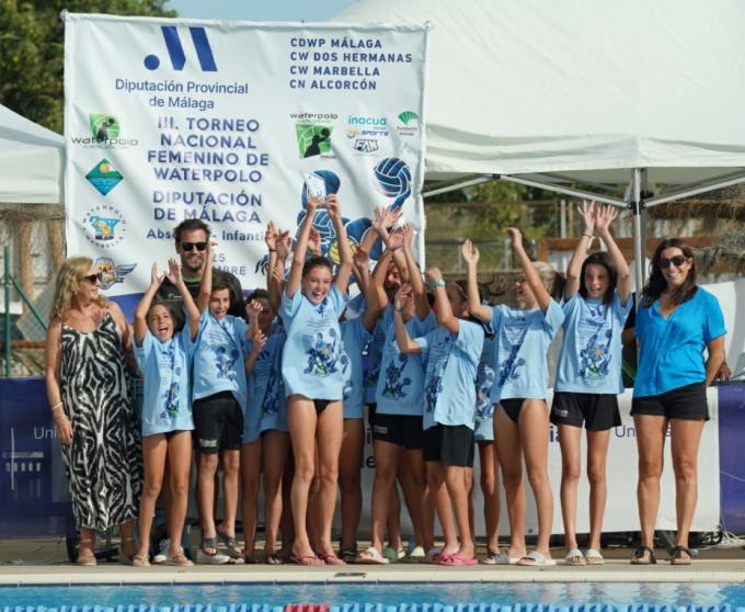 El CW Málaga Infantil, campeón del III Torneo Nacional de Waterpolo Diputación de Málaga.