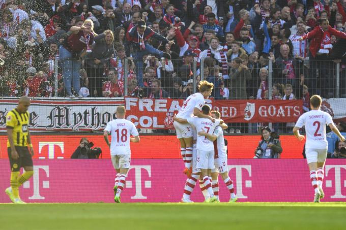 El Colonia celebra un gol ante el Dortmund (Foto: Cordon Press).