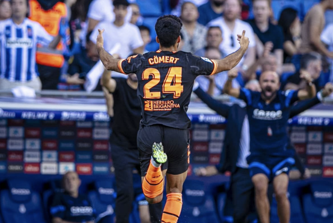 El Valencia CF empató en la ida ante el RCD Espanyol en el descuento.