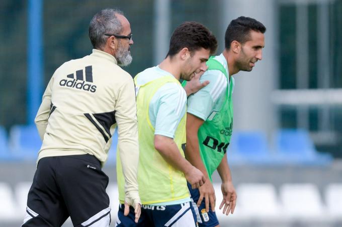 Álvaro Cervera, junto a Jimmy y Montoro en un entrenamiento (Foto: Real Oviedo).