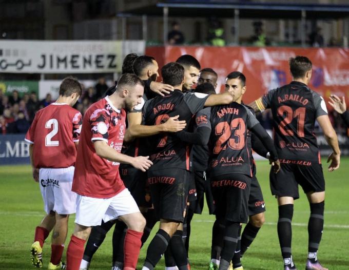 Celebración del Mallorca tras un gol al Autol (Foto: RCDM).
