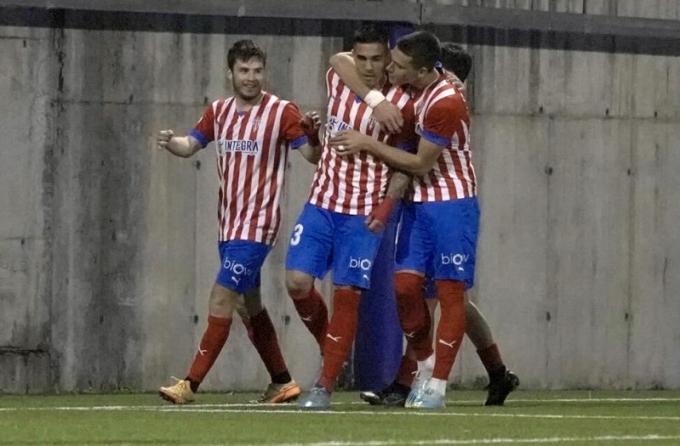 Celebración del gol de Djuka en Copa del Rey (Foto: Real Sporting).