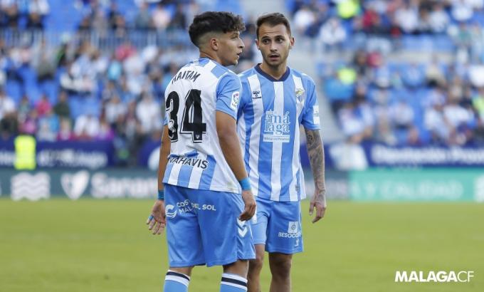 Haitam, junto a Villalba, en el Málaga-Ponferradina (Foto: MCF).