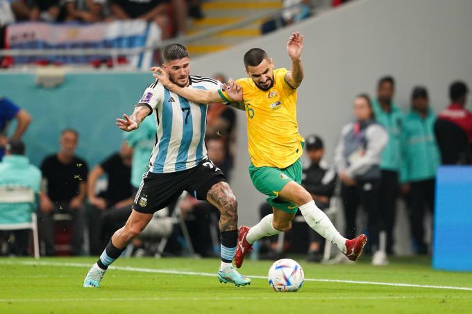 Presión de Rodrigo de Paul en el Argentina-Australia (FOTO: Cordón Press).