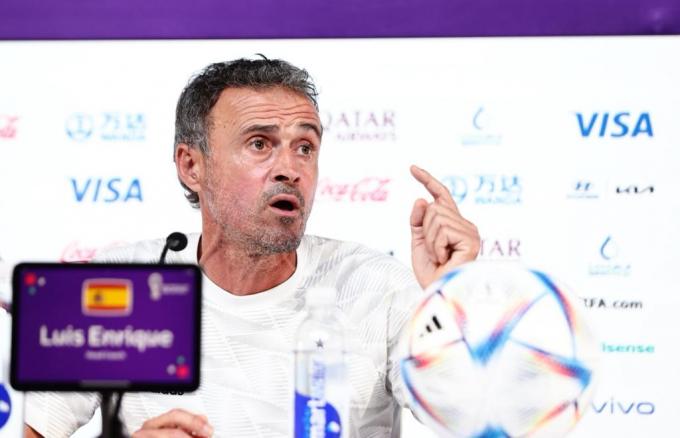 Luis Enrique, en rueda de prensa durante el Mundial (Foto: @SeFutbol).