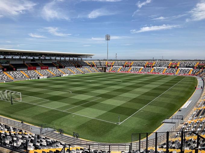 Estadio Nuevo Vivero, la casa del Badajoz (foto: Wikipedia)