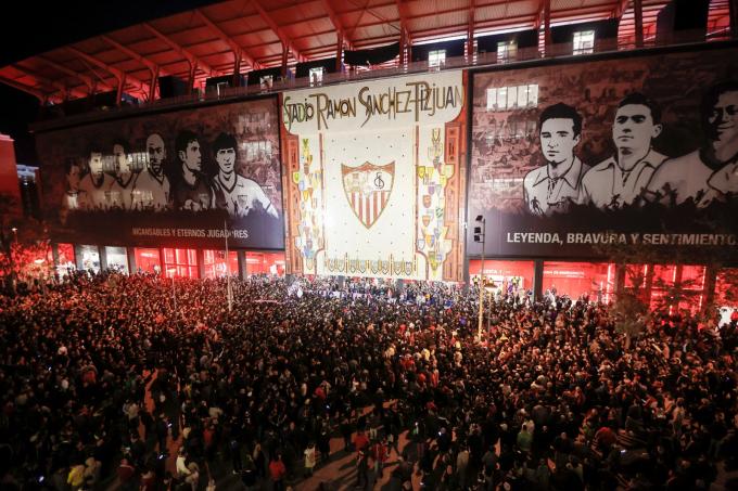 La manifestación del Sevilla FC contra Pepe Castro de este sábado.