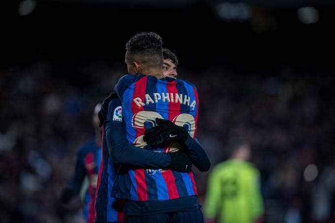 Raphinha y Pedri celebran un gol del Barcelona al Getafe (Foto: Cordon Press).