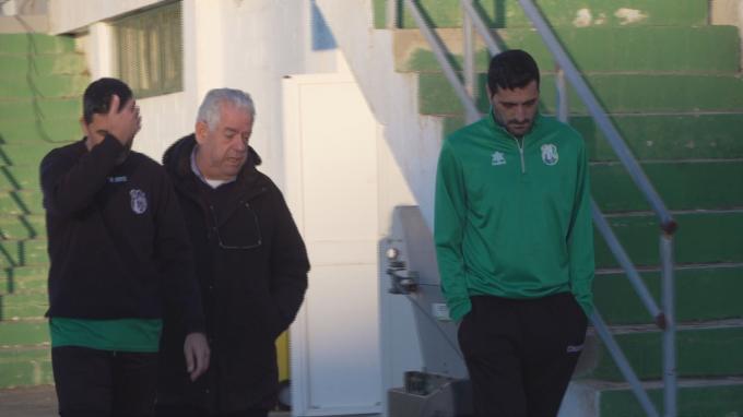 Dani Güiza llega a entrenar con el C.D Rota junto al presidente del club Anselmo Rodríguez