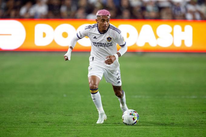 Julián Araujo, con Los Ángeles Galaxy (Foto: Cordon Press).