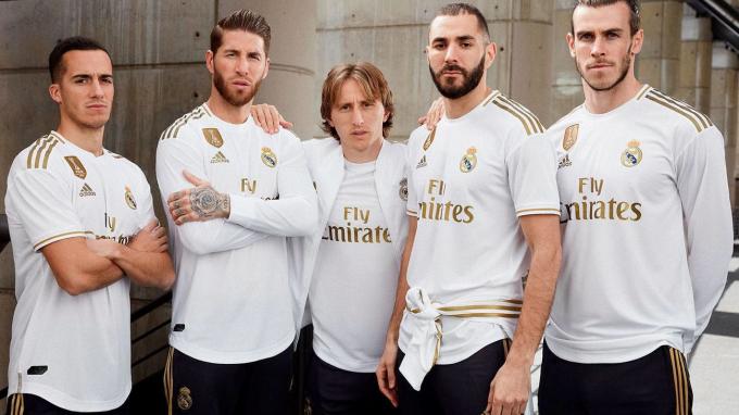 Lucas Vázquez, Sergio Ramos, Modric, Benzema y Bale con el Real Madrid (Foto: Cordon Press).