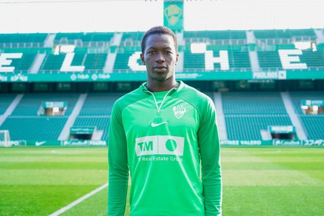 Pape Cheikh, en su primera sesión con el Elche (Foto: ECF).
