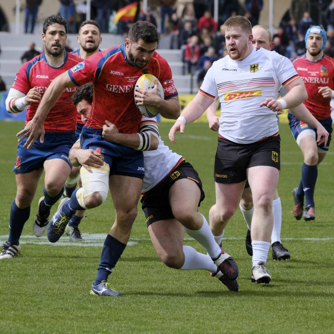 Jaime Nava disputando un partido de rugby