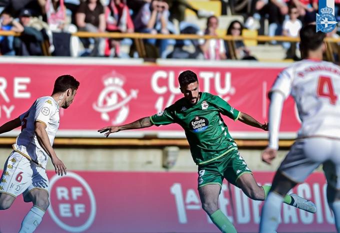 Acción del Deportivo ante la Cultural y Deportiva Leonesa (Foto: RCD)