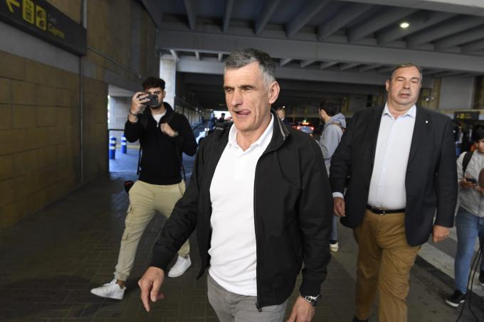José Luis Mendilibar llega a Sevilla (Foto: Kiko Hurtado).