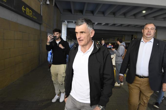 José Luis Mendilibar, a su llegada a Sevilla (Foto: Kiko Hurtado)