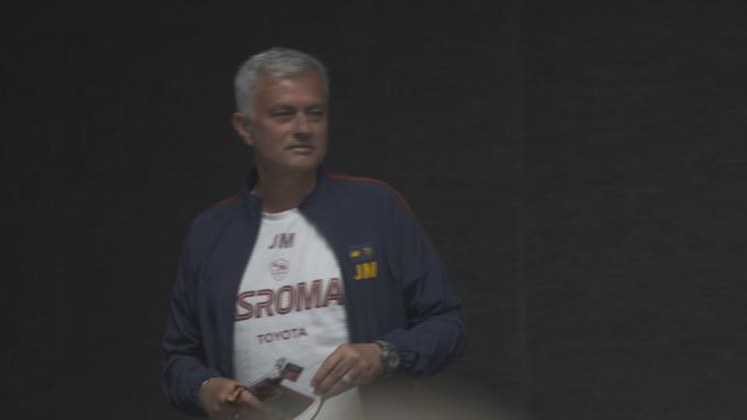 Mourinho, antes de su duelo con Mendilibar en la final de la Europa League