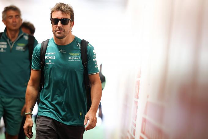 Fernando Alonso tuvo que conformarse con un noveno puesto en Hungría (Foto: Cordon Press).