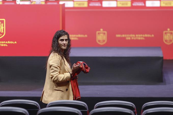Montse Tomé, en su presentación como seleccionadora femenina (FOTO: EFE).