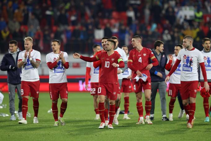 Serbia se clasifica por primera vez a una Eurocopa (Foto: EFE).