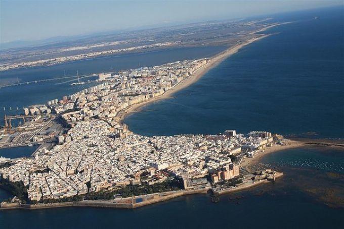Cádiz, vista desde el aire.